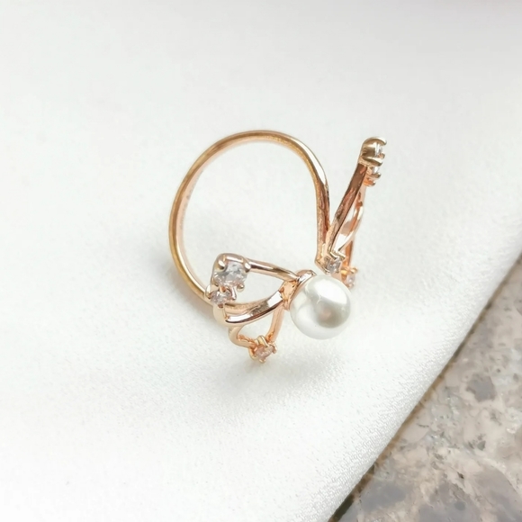 Alicia Bonnie Flutter rose gold Adjustable Ring - Picture 2 of 3